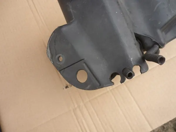 Pyyhkijännestepumppu + Säiliö Opel Zafira B image 10