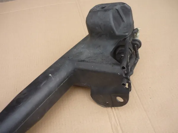 Pyyhkijännestepumppu + Säiliö Opel Zafira B image 4