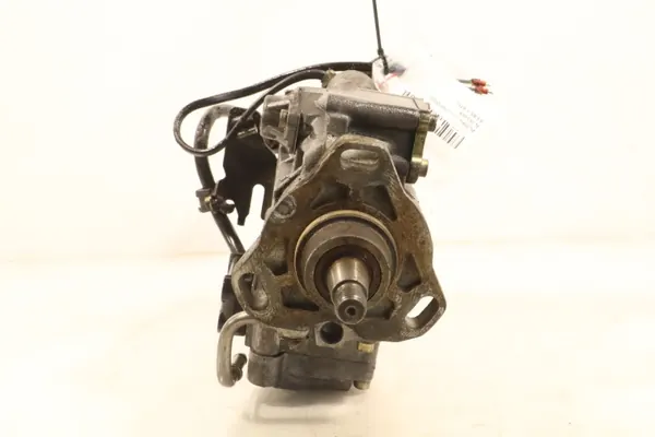 Bomba inyectora Audi A4 B5 1.9 TDI OEM 028130115A image 4