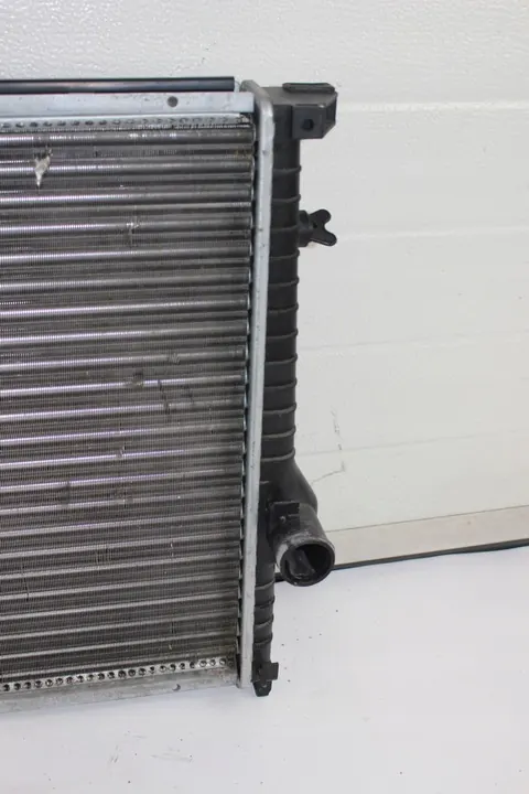 Vattenkylare för BMW 3 E30 E36 Z3 E36 OEM 602 085 image 6