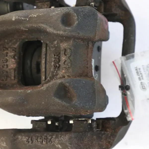 Mercedes Taka Oikea Jarrupuristin OEM A2474232000 image 3