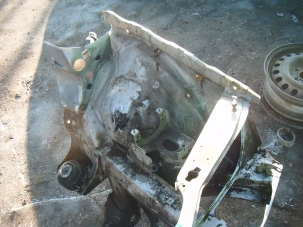 OEM LUK526 Travesaño delantero para Mercedes E W124 4MATIC image 6