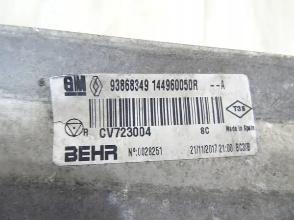 Intercooler Opel Vivaro Renault Trafic 1.6 D image 4