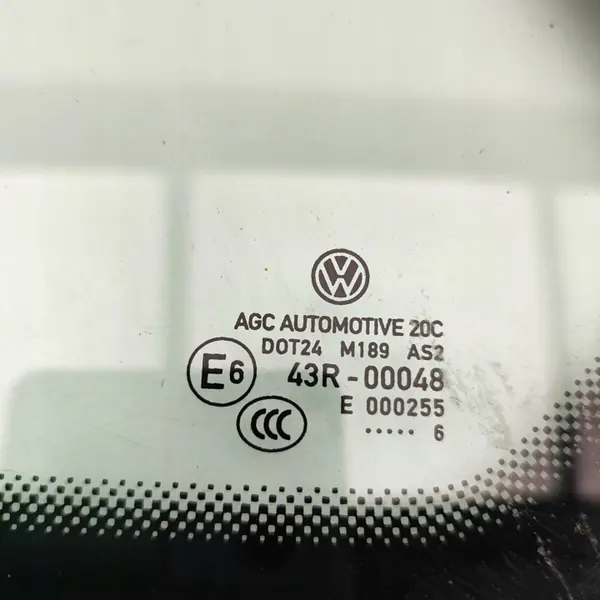 VW OEM 5G9845297 Linke Heckscheibe - Gebraucht image 7