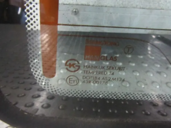 SsangYong Korando II 1999 Heckklappe Glas OEM 4x4OE004364 image 3