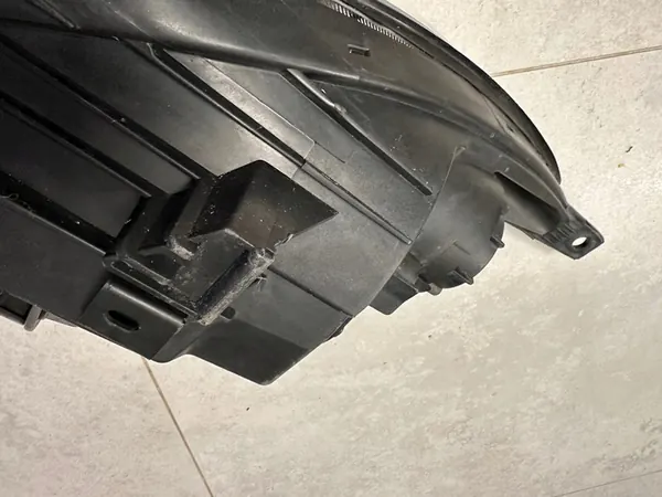 KIA SPORTAGE 3 III 10-15 Faro Delantero + LED image 7