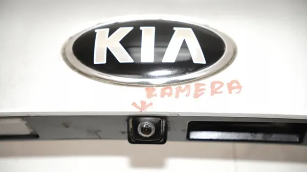 OEM 375484990 Takaluukun Päällys Kia Ceed II 2015-2018 image 6