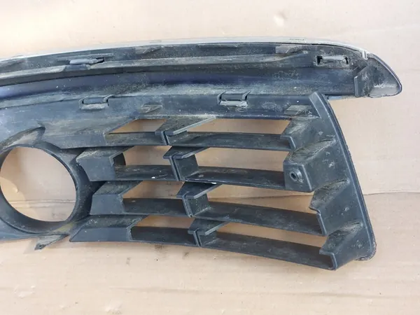 VW GOLF V KOMBI JETTA A5 Griglia Paraurti Anteriore Sinistra 1K0853665K image 5