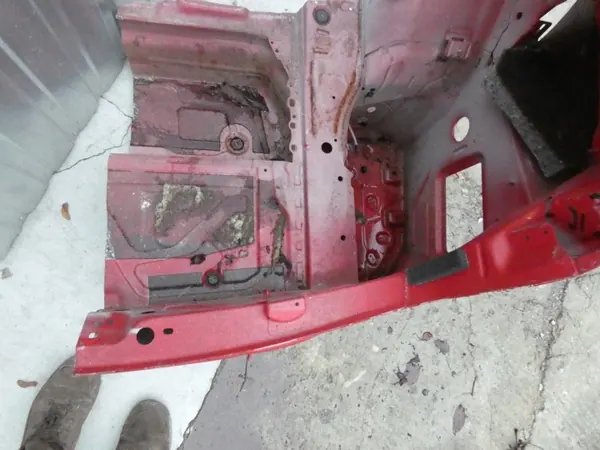 BMW 3 F30/F80 taka oikea lokasuoja OEM 7298172 image 6