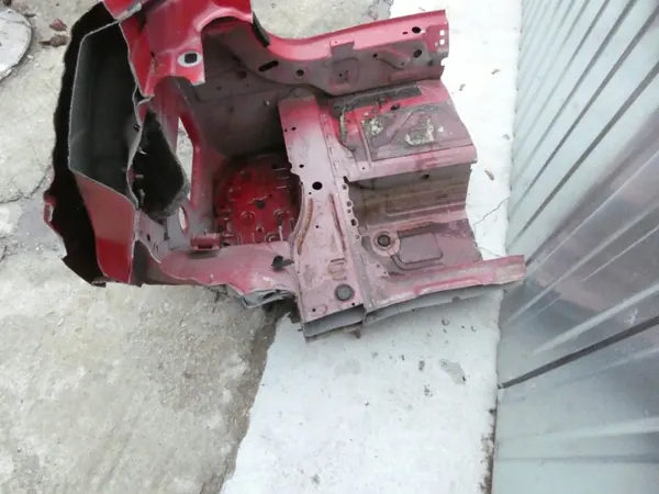 BMW 3 F30/F80 taka oikea lokasuoja OEM 7298172 image 7
