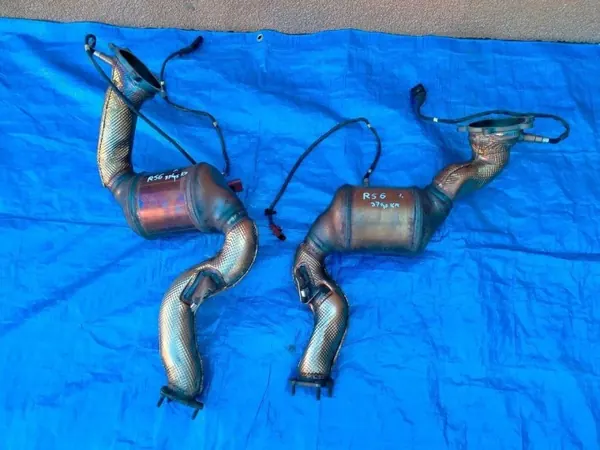 Audi RS6 C7 Katalysator OEM 4G0131703AJ Rechts/Links image 3
