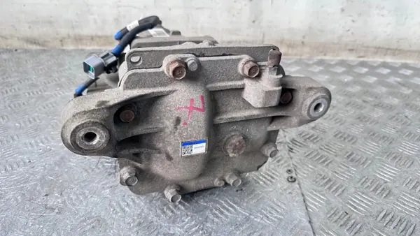 Hinterachsdifferential Kia Sorento III (UM) 2.2D EJD020178 image 3