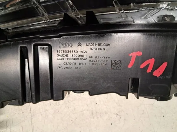 Citroen C4 Picasso II Linke LED Tagfahrlicht OEM 9676036580 image 9