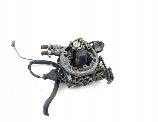 Audi Förgasare OEM 048133015/0438021077 Begagnad image 2