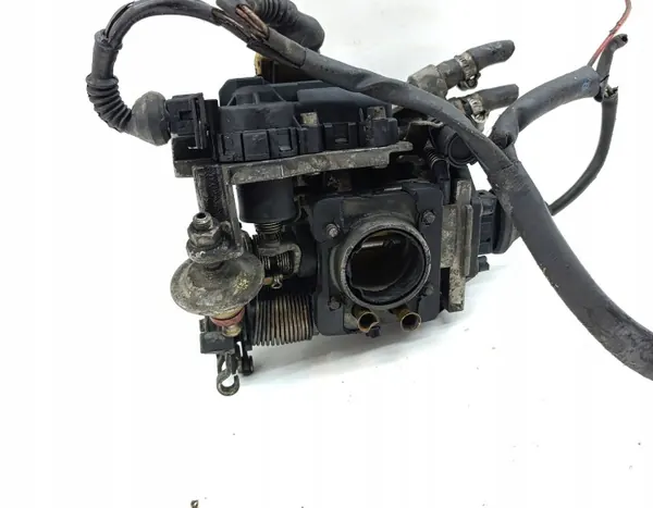 Audi Förgasare OEM 048133015/0438021077 Begagnad image 4