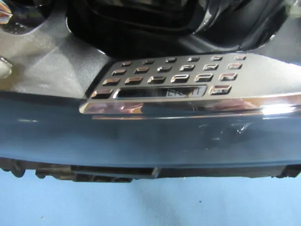 Linker Mercedes W206 Full LED Digital Licht image 4