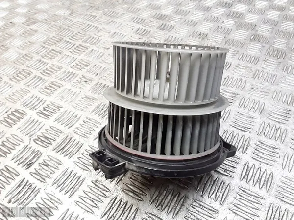 Toyota Verwarmingsmotor ventilator OEM 1940001290 image 4