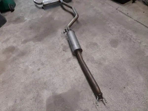 Mercedes-Benz Uitlaatdemper OEM A2464912000 image 3