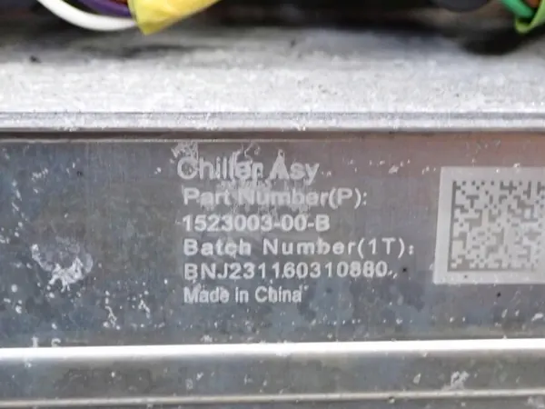 Tesla Model 3 värmepump OEM 1506859-00-E image 9