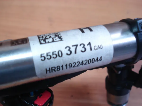 Inyector OPEL ASTRA K MOKKA 1.2 TURBO 55492929 image 4