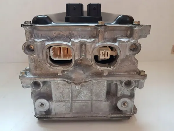 Inversor com conversor Toyota OEM G9200-47330 image 6