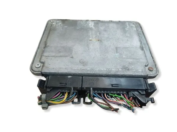 Steuergerät Audi A3 8L 1.8 Benzin OEM 0261204678 image 3
