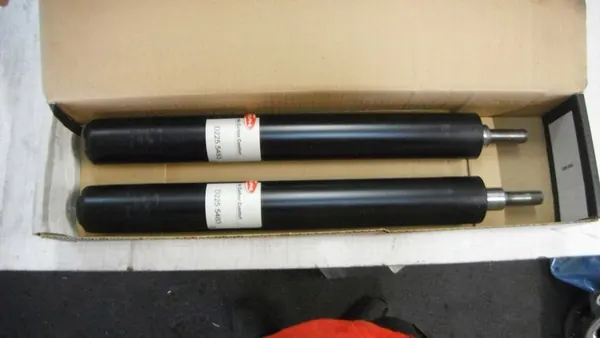 Amortecedor dianteiro AUDI 100 76-90 Delphi image 1