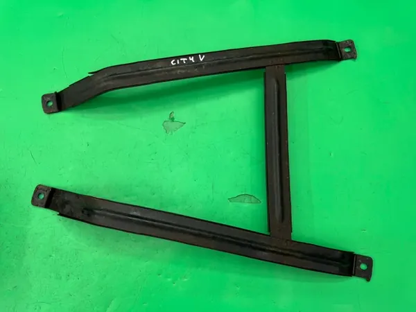 Bränsletanksfäste OEM Honda City V GM1 2008-2013 image 2