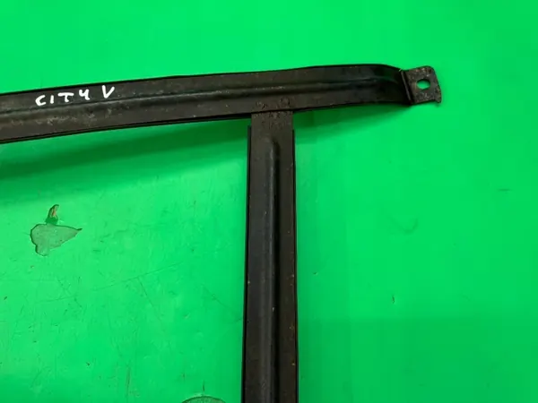 Bränsletanksfäste OEM Honda City V GM1 2008-2013 image 4