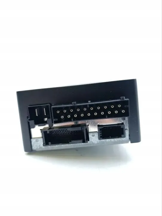 BMW Audio-vahvistin OEM 9393662 7-sarja 2016 image 5