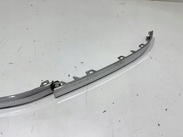 Volkswagen Touareg 7P Lift R-Line Kromilistasarja image 6