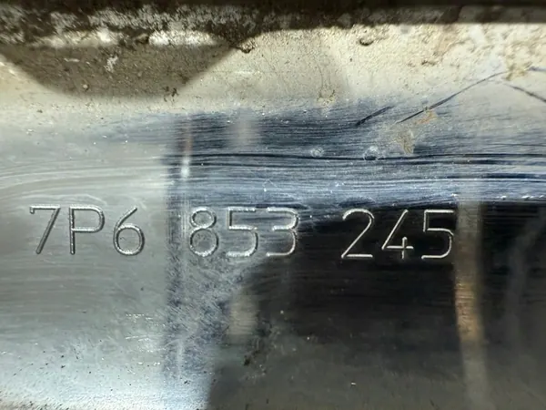 Volkswagen Touareg 7P Lift R-Line Kromilistasarja image 8