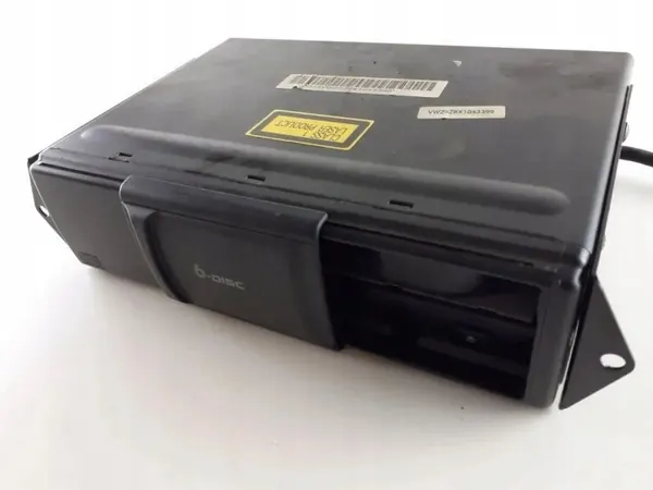 VW TOUAREG CD-wisselaar OEM 1J6035111 - Gebruikt image 4