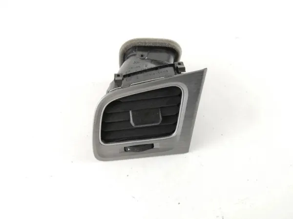 Rejillas salpicadero VW OEM 5G1819703 - Usado image 2