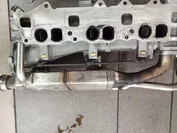 Käytetty imusarja OEM A6420903537 Mercedes-Benz CLK image 3