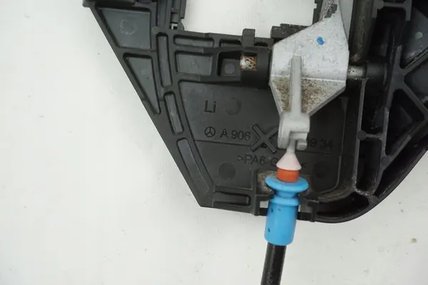 Dörrlåsaktuator vänster fram Mercedes Sprinter W906 A9067600934 image 5