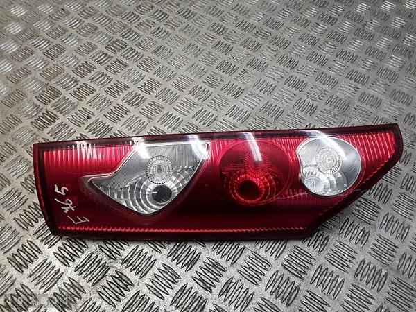 Luz trasera izquierda Renault Kangoo II 8200419941 image 2