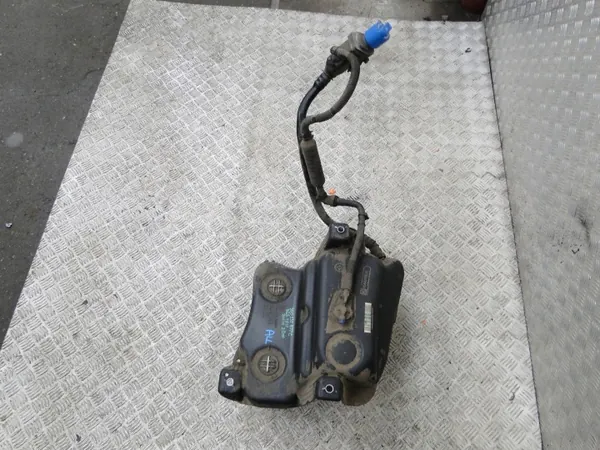 Gebrauchte AdBlue-Tankpumpe OEM 5Q0131969B 3Q0131877C image 3