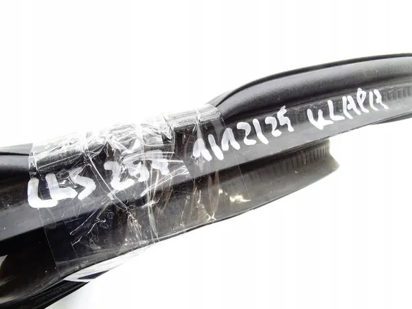 Junta de maletero trasera OEM A2577500300 Mercedes CLS W257 image 4
