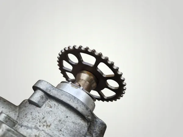 BMW E81 E60 E61 E63 E65 E66 E90 E91 Imupumppu image 4