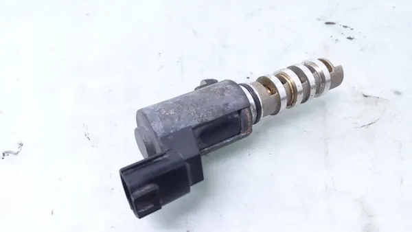 Solenoide de distribución variable Nissan OE image 4