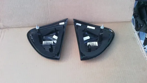 Luz Trasera Derecha Renault Captur image 2