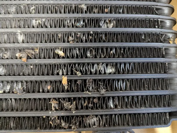 Mitsubishi Pajero 2006-2018 Oil Cooler MR453639 image 2