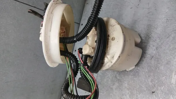 Bränslepump OEM VOLVOMAR-141976-98APAN Ford Focus image 4