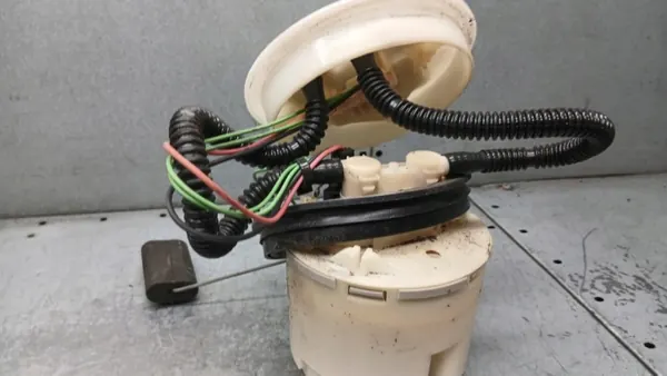 Bränslepump OEM VOLVOMAR-141976-98APAN Ford Focus image 5