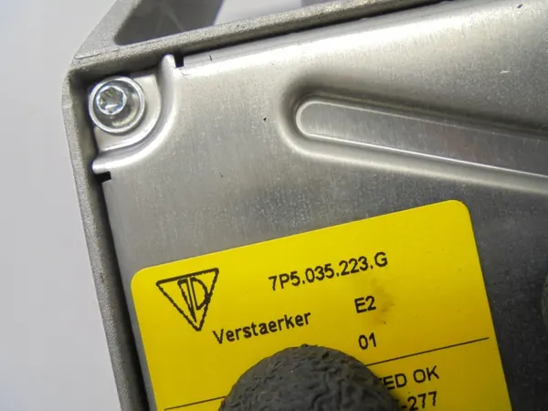 Porsche Audio-Verstärker OEM 7P5035223G - Gebraucht image 5