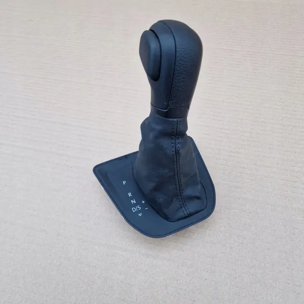 VW Crafter Capa DSG OEM 7C1 713 203 - Usado image 2