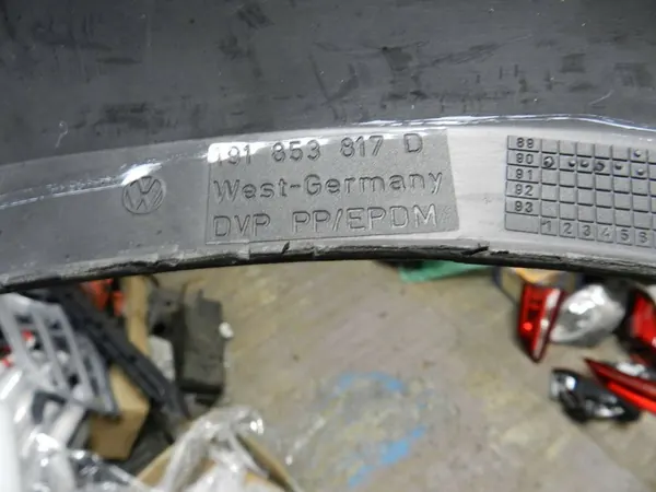 VW GOLF II G60 89- Left Rear Fender 191853817D image 9