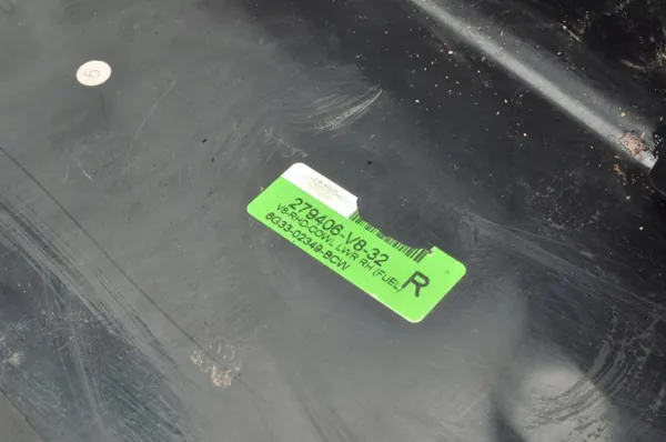 OEM 6G33-02349-BCW Cache-pilier pour Aston Martin Vantage image 10