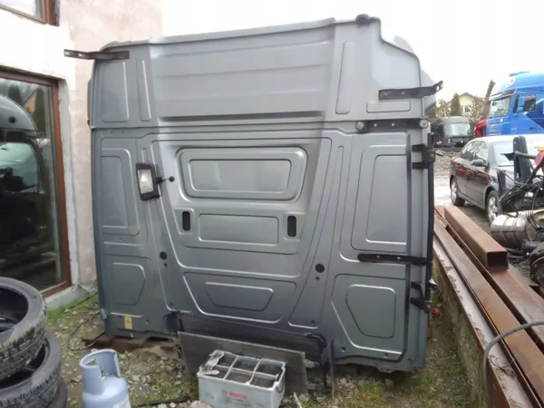 Cabina Mercedes Actros MP4 OEM KABINABDF2500 - Usado image 3